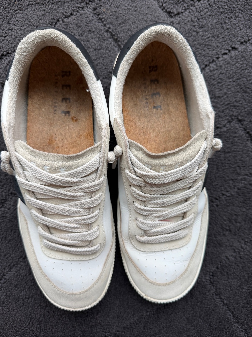 Women’s Reef Lay Day Sneakers Black and White size 9 1/2 - Picture 3 of 7